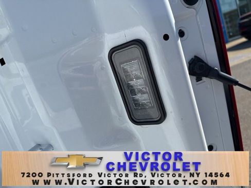 Used 2025 Chevrolet Silverado 1500 LT image 32