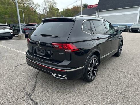 Certified 2023 Volkswagen Tiguan SEL R-Line AWD/4WD image 9