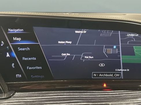 Used 2022 Cadillac Escalade Sport w/ LPO, ONYX Package AWD/4WD image 18