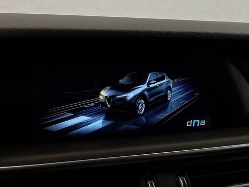 Used 2022 Alfa Romeo Stelvio Ti w/ Active Assist Plus Package image 37