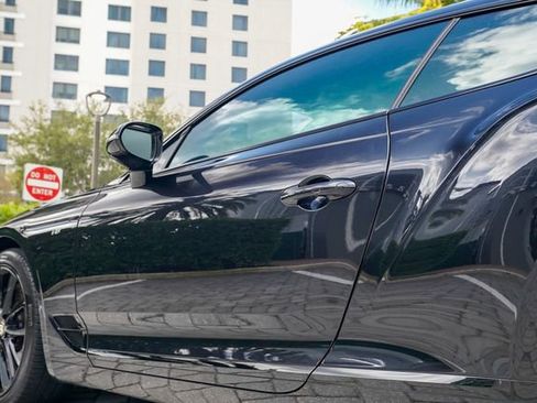 Used 2020 Bentley Continental GT V8 image 19