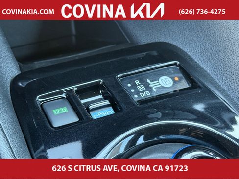 Used 2020 Nissan Leaf SV w/ SV Technology Package image 24