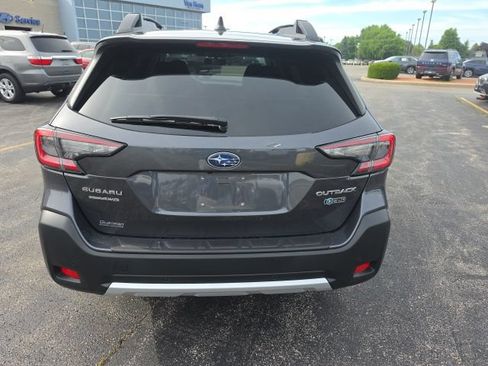 Used 2023 Subaru Outback Limited AWD/4WD image 6