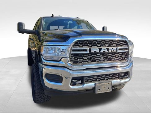 Used 2022 RAM 2500 Tradesman AWD/4WD image 1