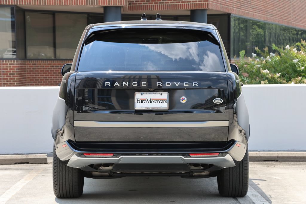 Certified 2023 Land Rover Range Rover SE AWD/4WD image 3