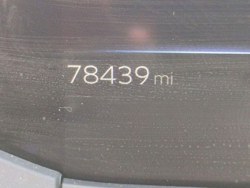 Used 2024 Toyota Prius Prime FWD image 16