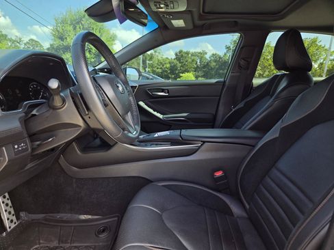 Used 2022 Toyota Avalon XSE FWD image 10