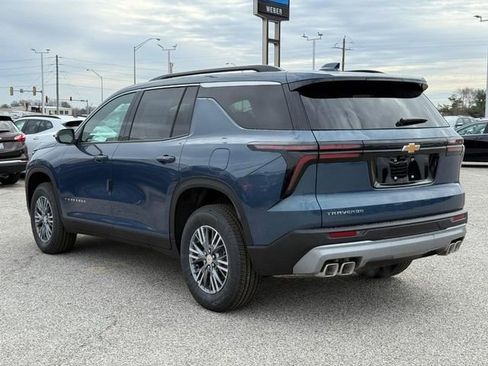 New 2026 Chevrolet Traverse LT w/ LPO, Floor Liner Package image 3