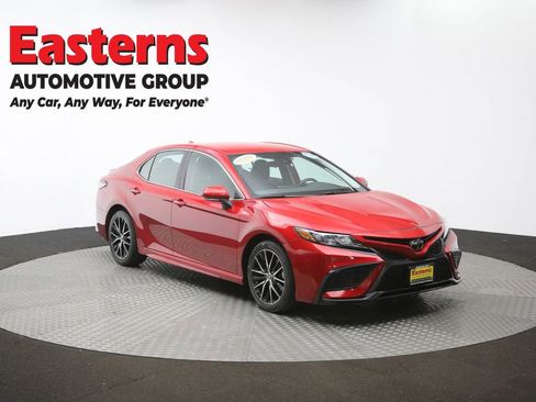 Used 2024 Toyota Camry SE image 83