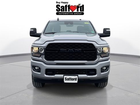 Used 2024 RAM 2500 Big Horn w/ Night Edition image 7