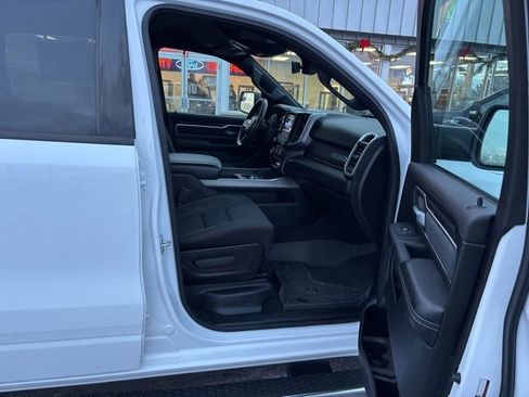 Used 2019 RAM 1500 Big Horn image 7