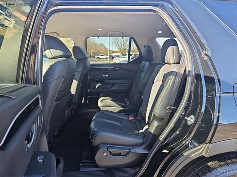 Used 2023 Honda Pilot EX-L image 9