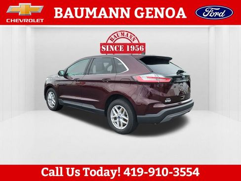 Used 2022 Ford Edge SEL w/ Convenience Package AWD/4WD image 3