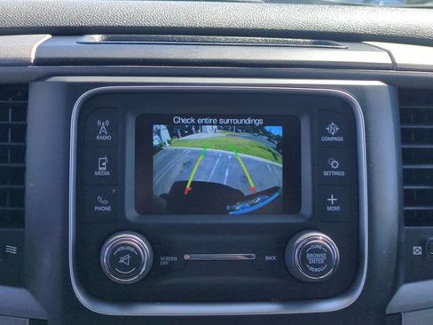 Used 2018 RAM 1500 Express RWD image 22
