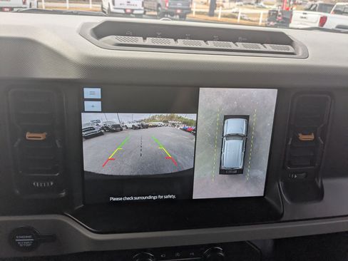 Used 2022 Ford Bronco Badlands w/ Sasquatch Package image 17