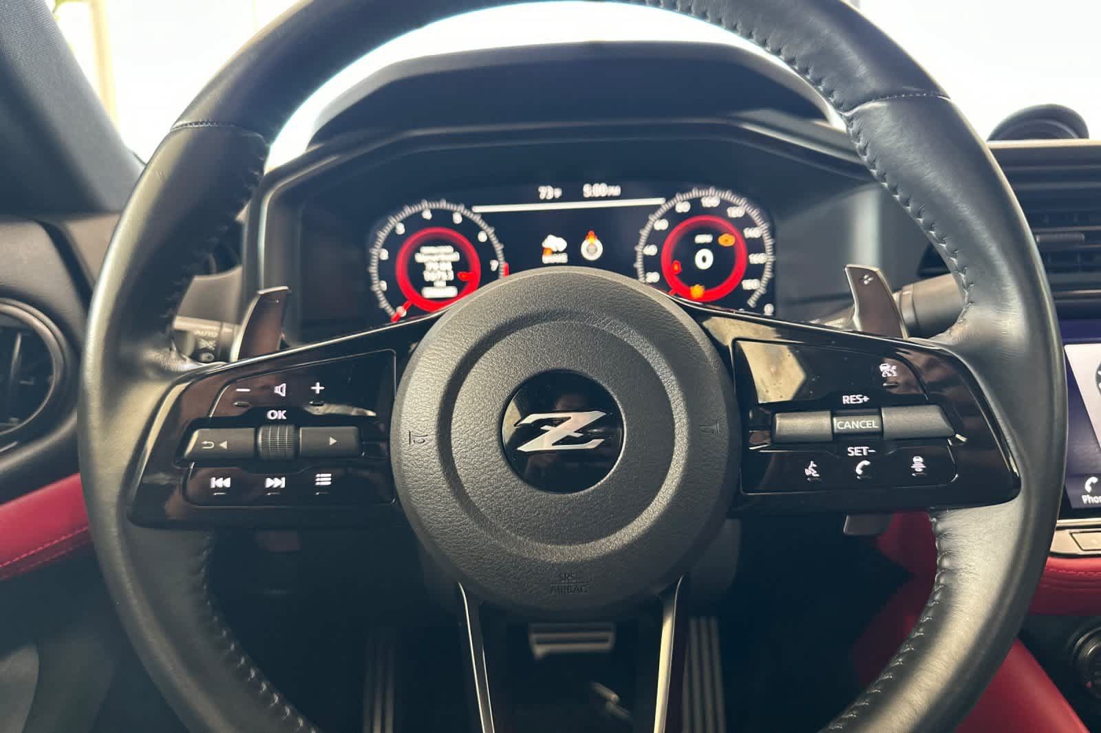 Used 2025 Nissan Z Performance w/ Floor Mat Package RWD image 20