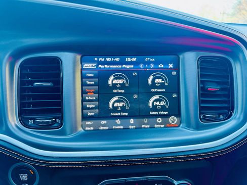 Used 2022 Dodge Charger Scat Pack RWD image 43