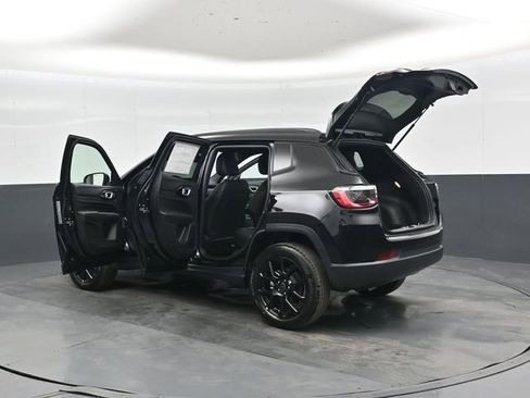 New 2026 Jeep Compass Latitude AWD/4WD image 47
