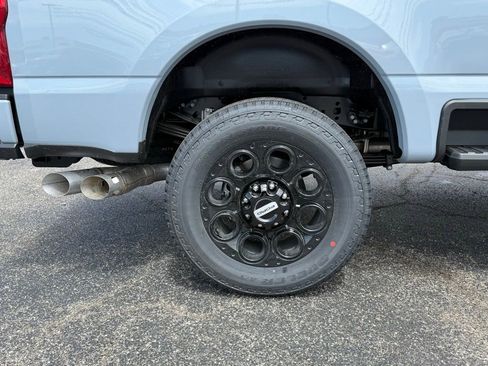New 2026 Ford F350 4x4 Crew Cab Super Duty image 37