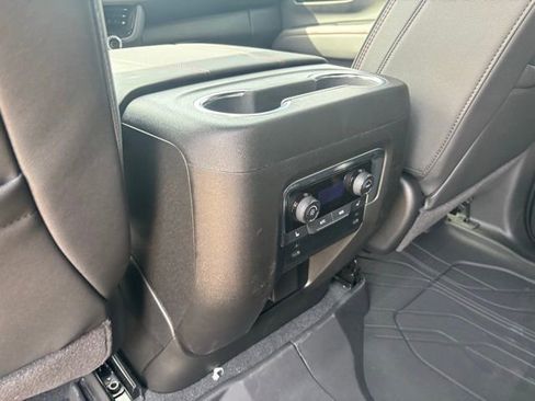 New 2026 Chevrolet Suburban RST AWD/4WD image 21