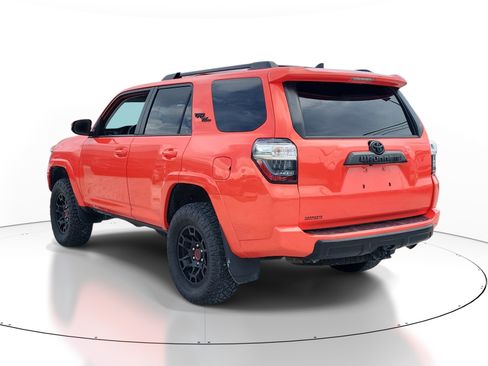 Used 2024 Toyota 4Runner TRD Off-Road Premium w/ Moonroof Package AWD/4WD image 4