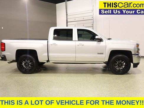 Used 2018 Chevrolet Silverado 1500 LT w/ Texas Edition image 8