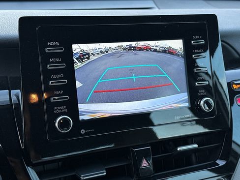 Used 2024 Toyota Camry SE image 16