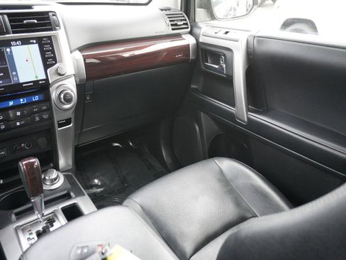 Used 2021 Toyota 4Runner Limited image 18