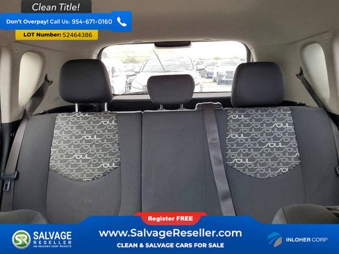 Used 2011 Kia Soul + w/ Audio Pkg FWD image 13