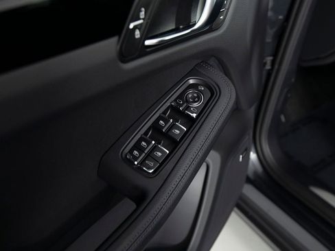 New 2026 Porsche Macan S AWD/4WD image 20