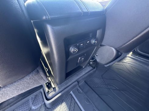 Certified 2023 Chevrolet Traverse LT w/ LPO, Floor Liner Package FWD image 11