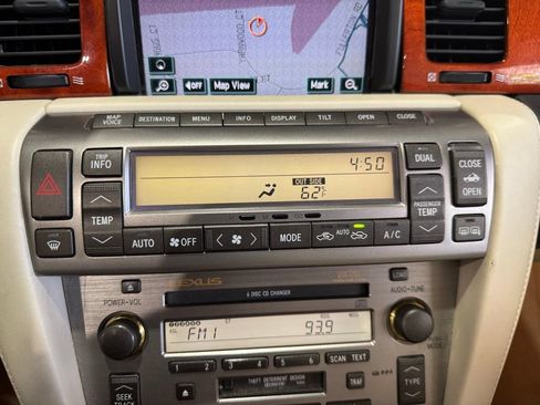 Used 2006 Lexus SC 430 Convertible RWD image 34
