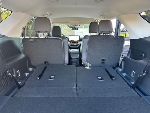 New 2026 Ford Explorer Active image 51