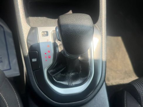 Used 2020 Kia Forte LXS FWD image 25