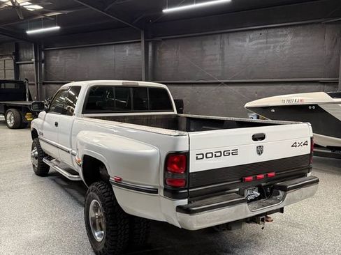 Used 1997 Dodge Ram 3500 Truck ST image 4