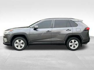 Used 2021 Toyota RAV4 XLE AWD/4WD video 2