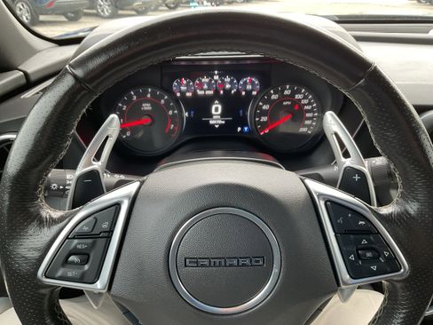 Used 2020 Chevrolet Camaro SS image 9
