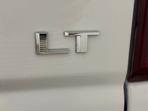 New 2025 Chevrolet Silverado 2500 LT w/ Convenience Package AWD/4WD image 17