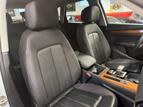Used 2023 Audi Q5 2.0T Premium Plus w/ Premium Plus Package AWD/4WD image 36