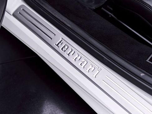 Used 2019 Ferrari 488 Spider RWD image 55