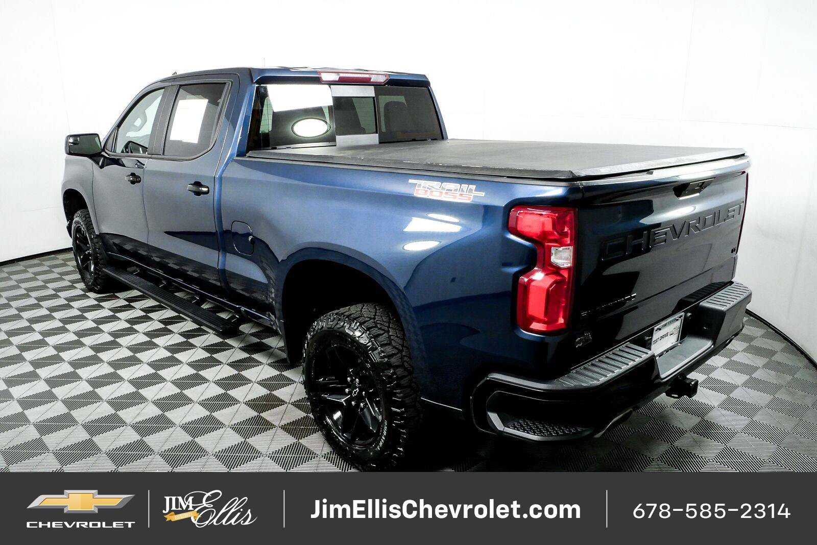 Used 2021 Chevrolet Silverado 1500 LT Trail Boss w/ Convenience Package II AWD/4WD image 27