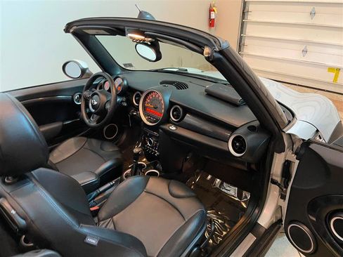 Used 2015 MINI Cooper S FWD image 47