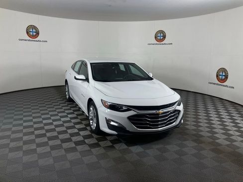 Used 2024 Chevrolet Malibu LT image 19