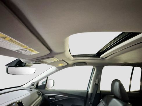 New 2026 Honda Ridgeline RTL image 16