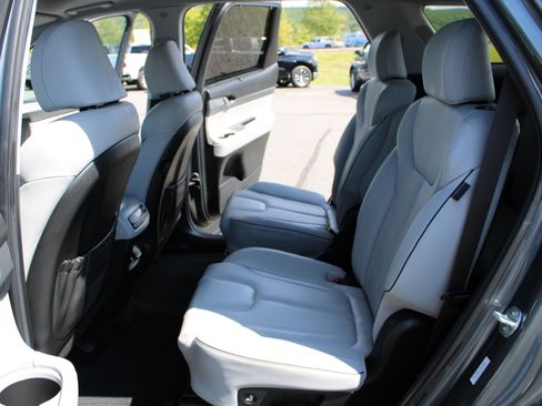 Used 2024 Hyundai Palisade SEL w/ Premium Package AWD/4WD image 26