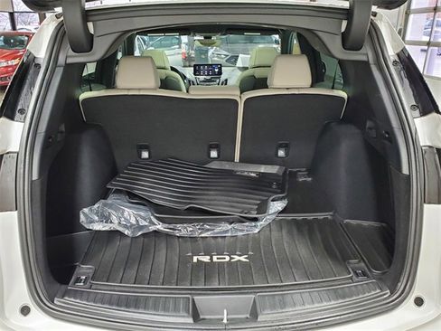 Certified 2025 Acura RDX SH-AWD image 27