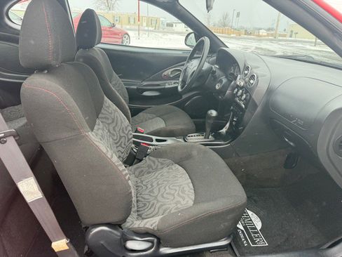 Used 2001 Hyundai Tiburon image 6