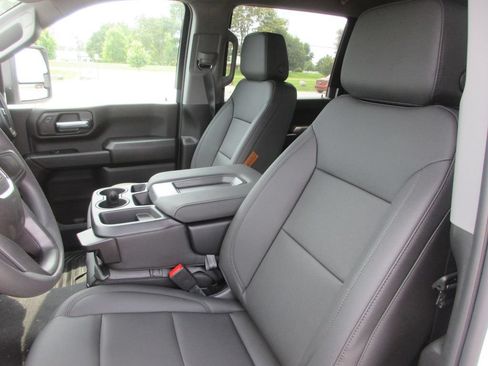 New 2026 GMC Sierra 2500 Pro AWD/4WD image 12