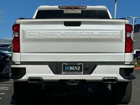 Used 2019 Chevrolet Silverado 1500 High Country w/ Technology Package image 5