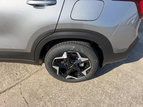 New 2026 Kia Seltos S AWD/4WD image 5